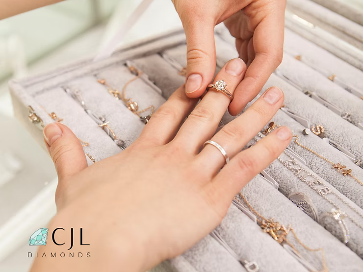 11 Questions to Ask When Buying an Engagement Ring