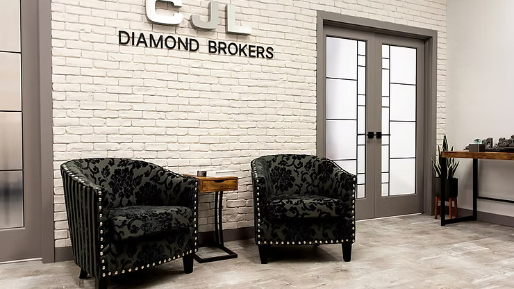 Red Deer Jewellery Stores with Customization Options? Visit CJL!
