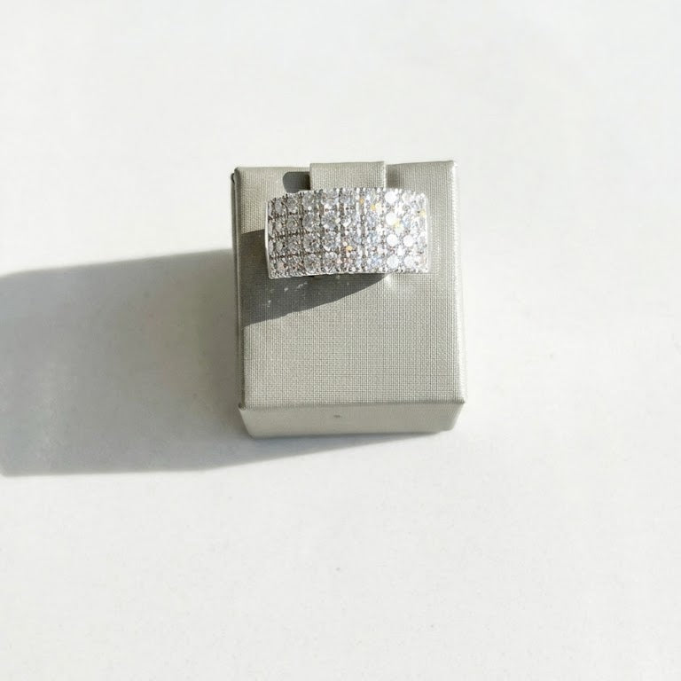 14kt White Gold Diamond Dinner Ring set with 2.00ct of Lab Grown Diamonds.
